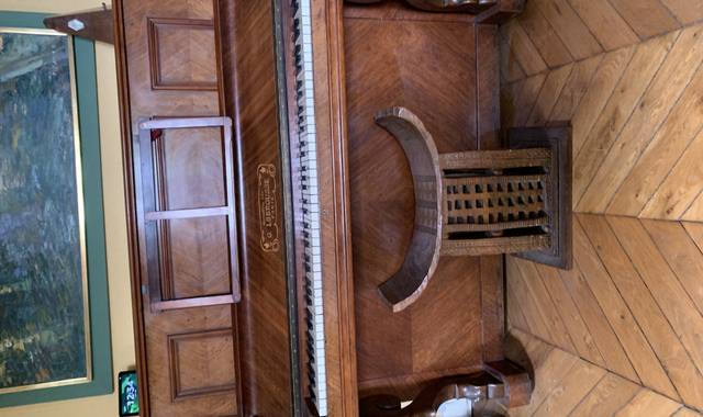 Instruments de musique piano droit