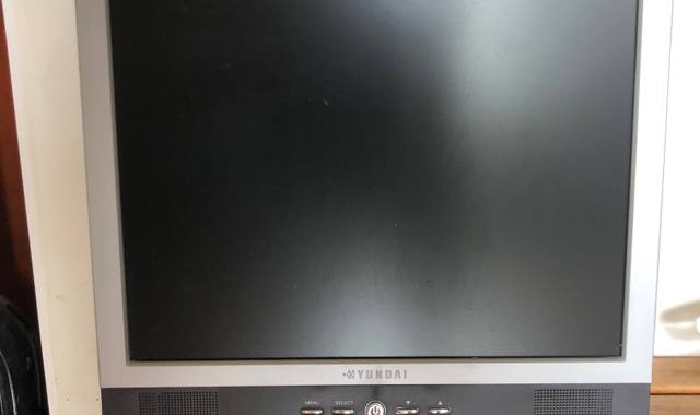 Informatique ecran ordinateur 15 pouces 4:3