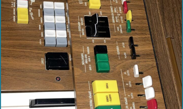 Instruments de musique piano en excellent état