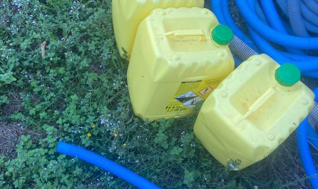 Jardinage bidon plastique