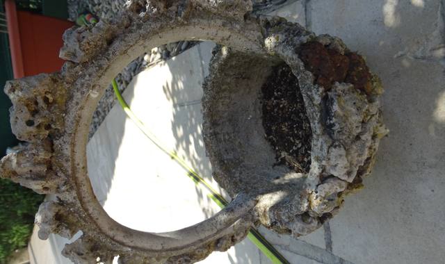 Jardinage deux pots faits maison avec hanse