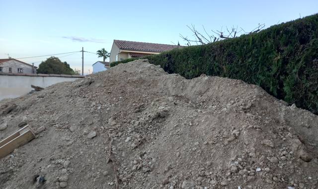 Jardinage terre de remblai
