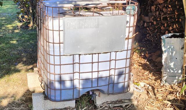 Jardinage cuve 1000l