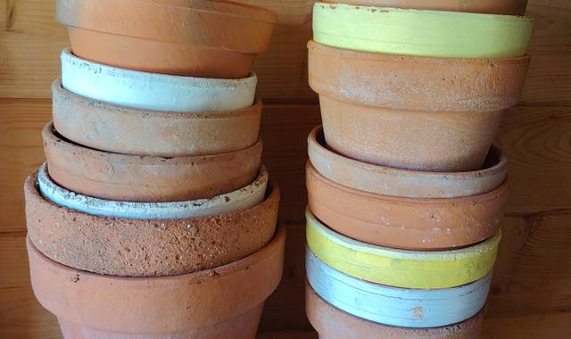 Jardinage pots en terre cuite