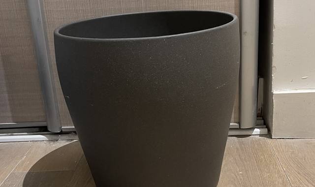 Jardinage grand cache-pot gris