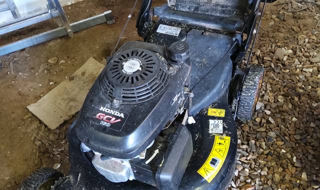 Jardinage tondeuse pour pièces ou à  réparer Mac Culloch