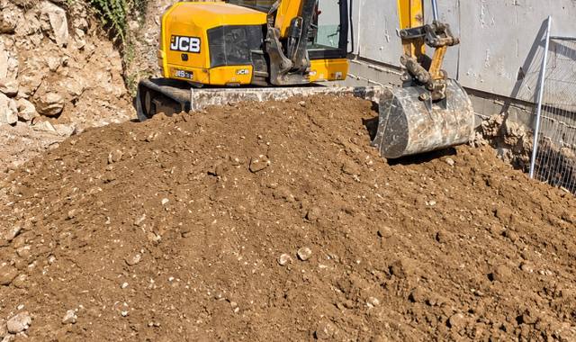 Jardinage 🏗️ DONNE 350 m³ DE TERRE – À RÉCUPÉRER GRATUITEME