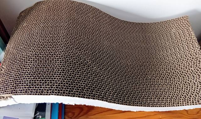 Jeux, Jouets griffoir pour chats horizontal