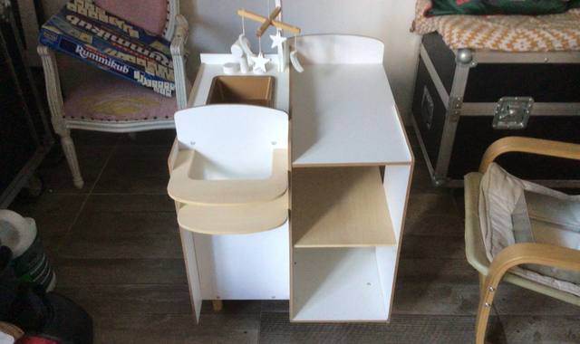Jeux, Jouets table à langer poupée