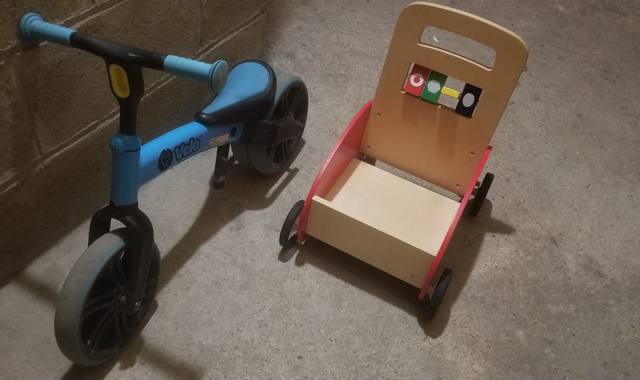 Jeux, Jouets chariot en bois enfant
