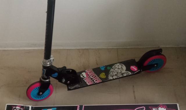 Jeux, Jouets trottinette