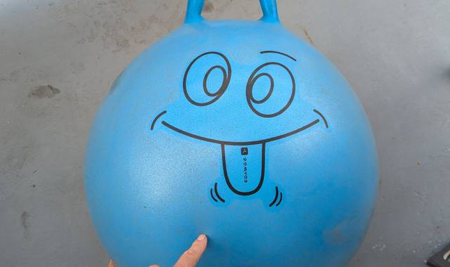 Jeux, Jouets ballon sauteur decathlon