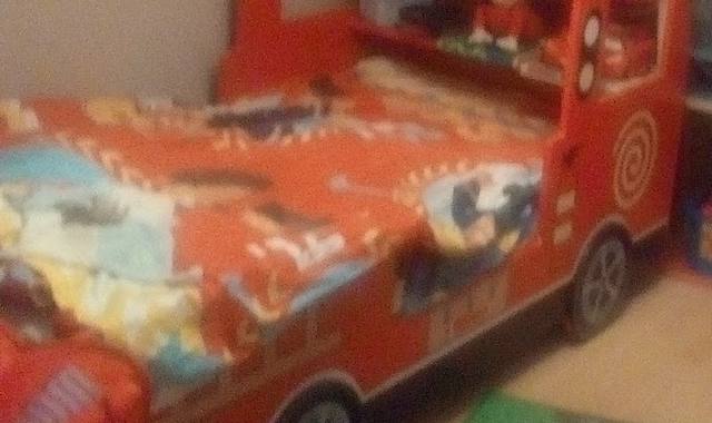 Literie lit camion de pompier