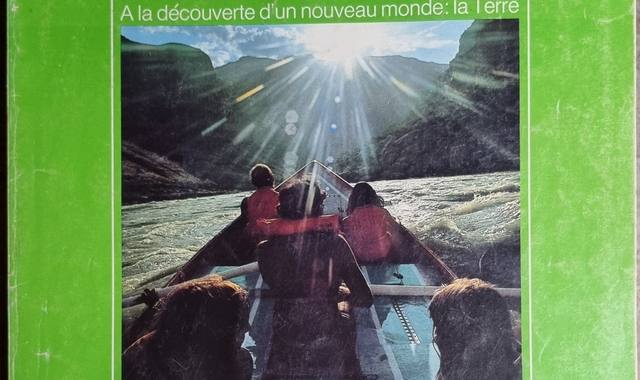 Livres-Revues collection de 30 ans du magazine GEO