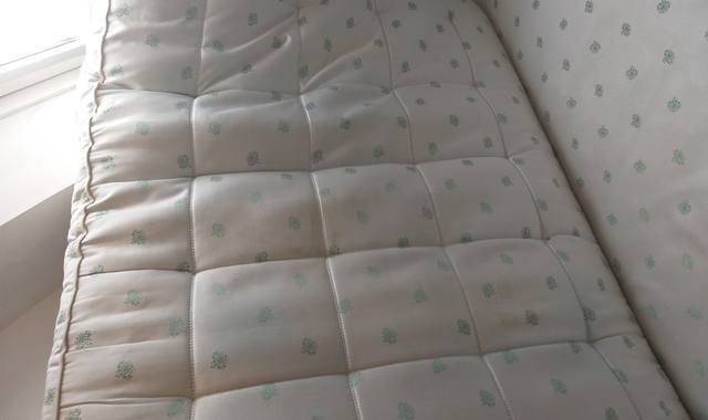 Literie sommier et matelas tapissier