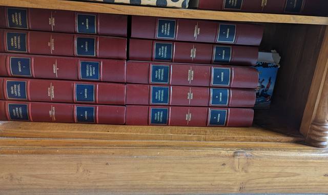 Livres-Revues grand Larousse encyclopédique