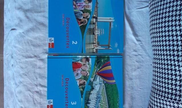 Livres-Revues des livres d'apprentissage du français pour germanophones, neufs ou en TBE