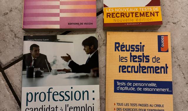 Livres-Revues 4 livres entrainements tests de recrutement