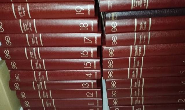 Livres-Revues encyclopédies