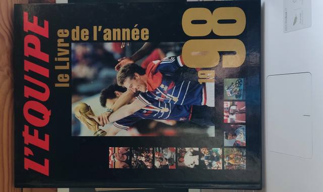 Livres-Revues 3 livres cyclisme et sport