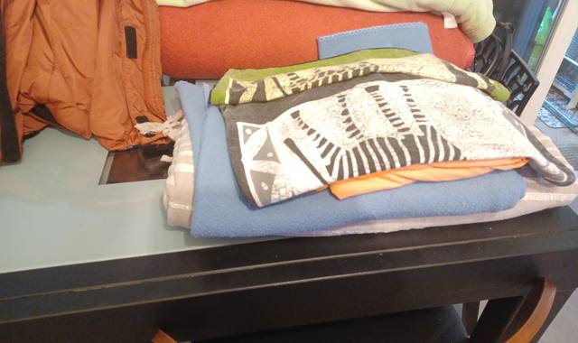 Literie dessus de canapé ou lit