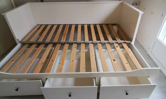 Literie banquette lit Ikea