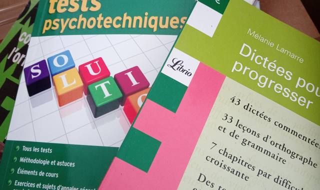 Livres-Revues livre a la préparation du concours infirmier