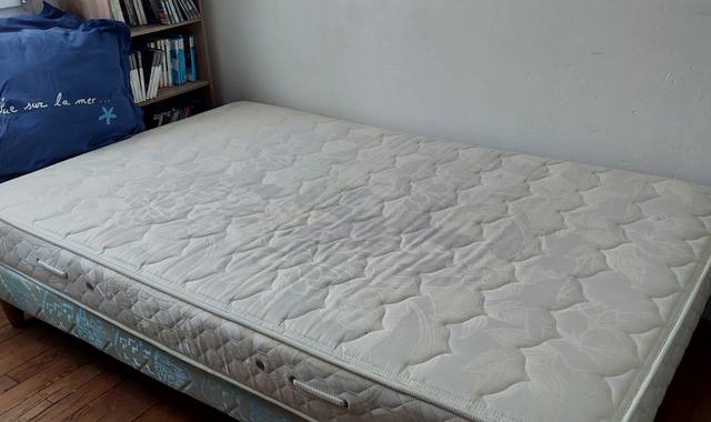 Literie lit et sommier de 120 cm de large