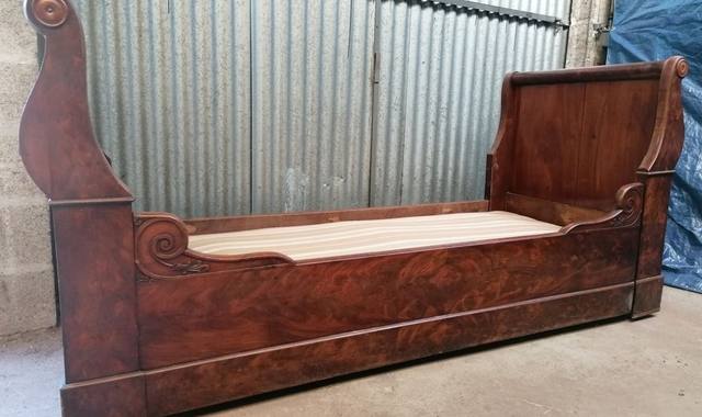 Literie lit bateau enfant ancien