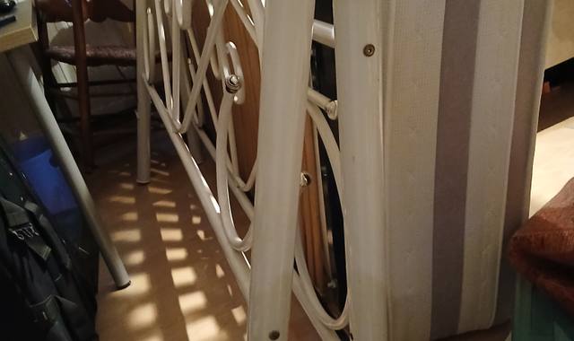 Literie matelas + cadre de lit lattes