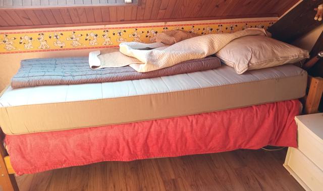 Literie matelas comme neuf