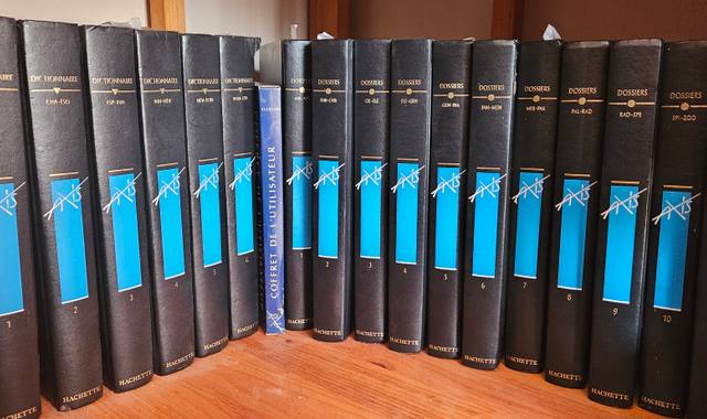 Livres-Revues encyclopédie Axis