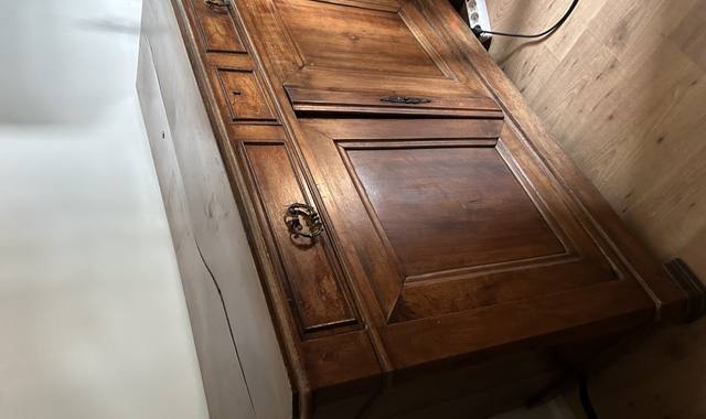 Livres-Revues meubles buffet en bois