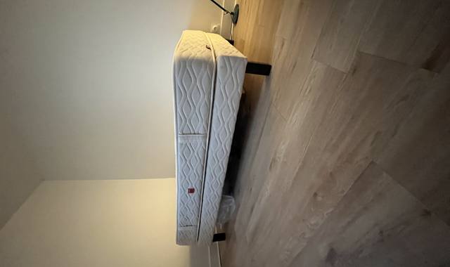 Literie sommier et matelas une place et demi