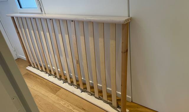 Literie un sommier de lit flexa en bois naturel 90x200cm