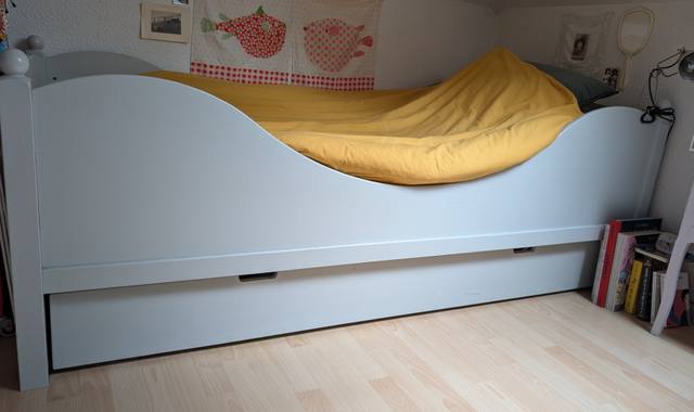 Literie lit bateau enfant AM-PM avec tiroir et matelas