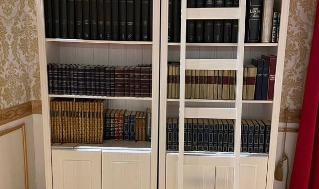 Livres-Revues encyclopédie Larousse - Livres de Collection en parfait état.