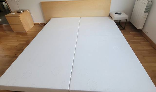 Literie lit sommier et matelas acheté chez grand Litier  180 x 200