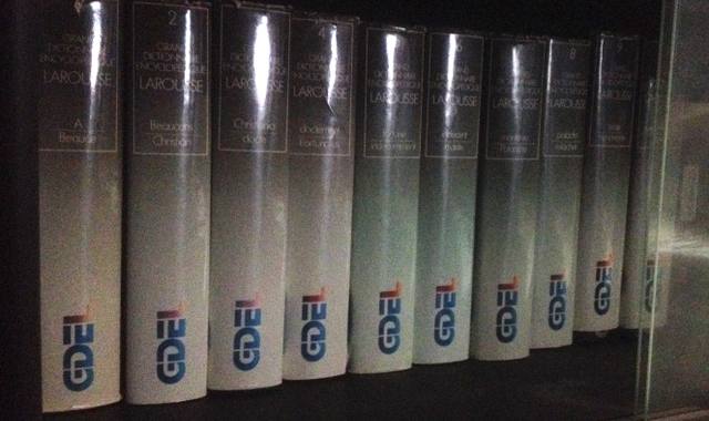 Livres-Revues grand Dictionnaire Encyclopedique Larousse en 10 Volumes