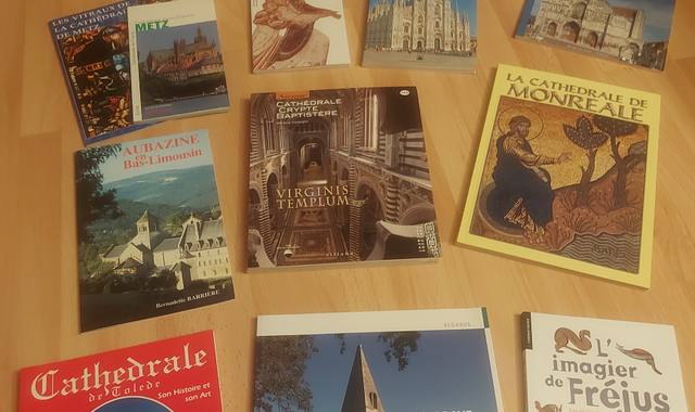 Livres-Revues livres-revues sur les cathedrales