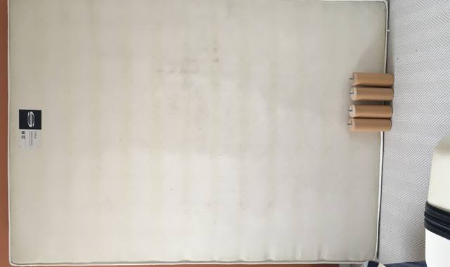 Literie sommier tapissier 140cm