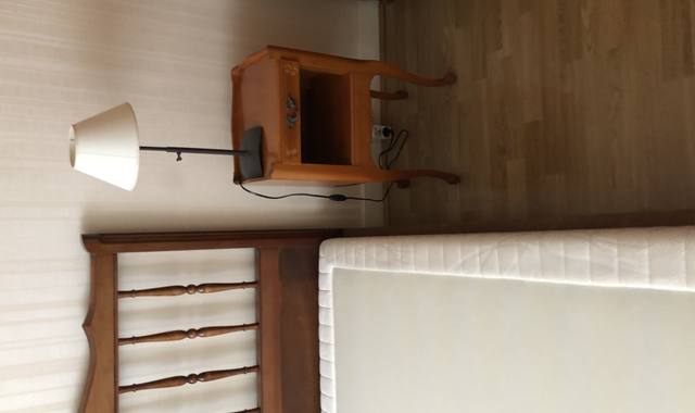 Literie cadre de lit , 2 chevets et sommier