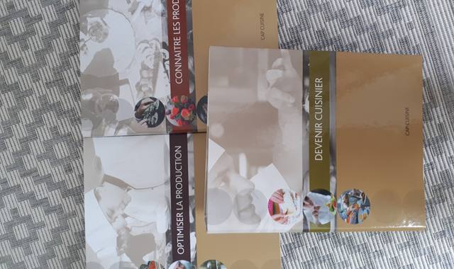Livres-Revues cours CAP cuisine