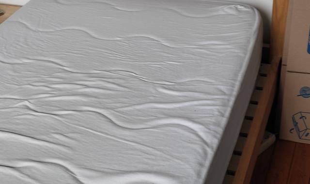 Literie beau lit une place La redoute et sommier