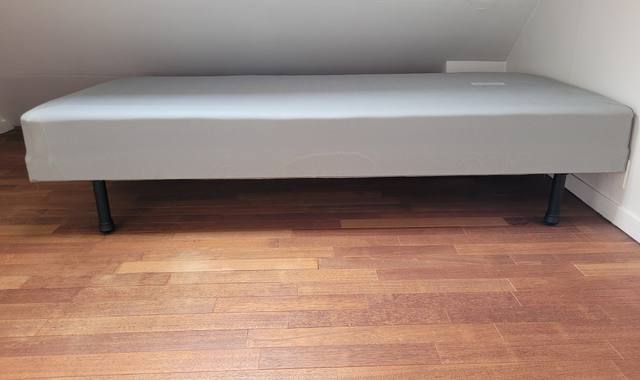 Literie lit 1 place - tout en un : sommier et matelas intégré au lit