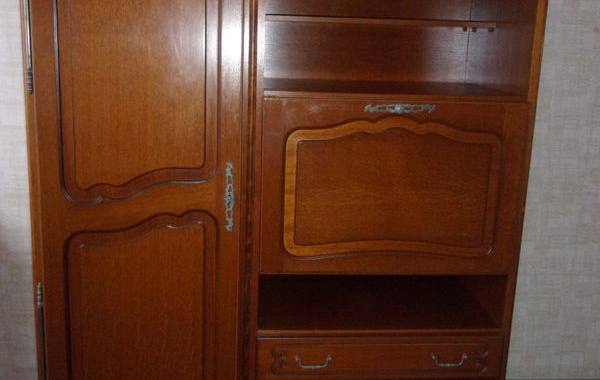 Meubles chambre d'enfant (armoire et lit)