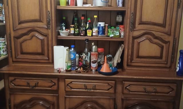 Meubles buffet cuisine, table basse, sommiers
