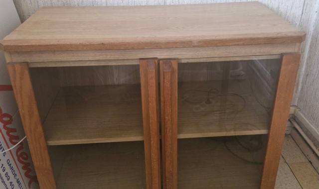 Meubles meuble de rangement en boit contreplaquait avec 2 porte en verre
