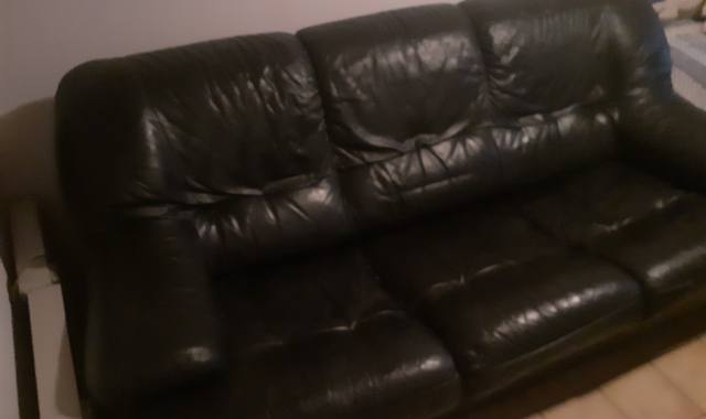 Meubles canapé lit cuir noir