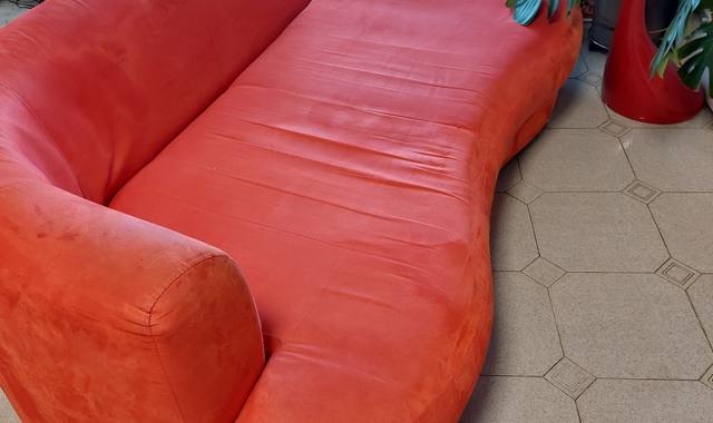 Meubles canape rouge